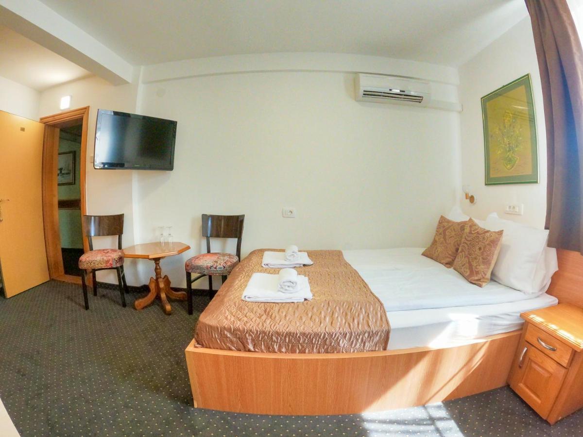 Pansion Stari Grad Hotel SJJ Eksteriør billede