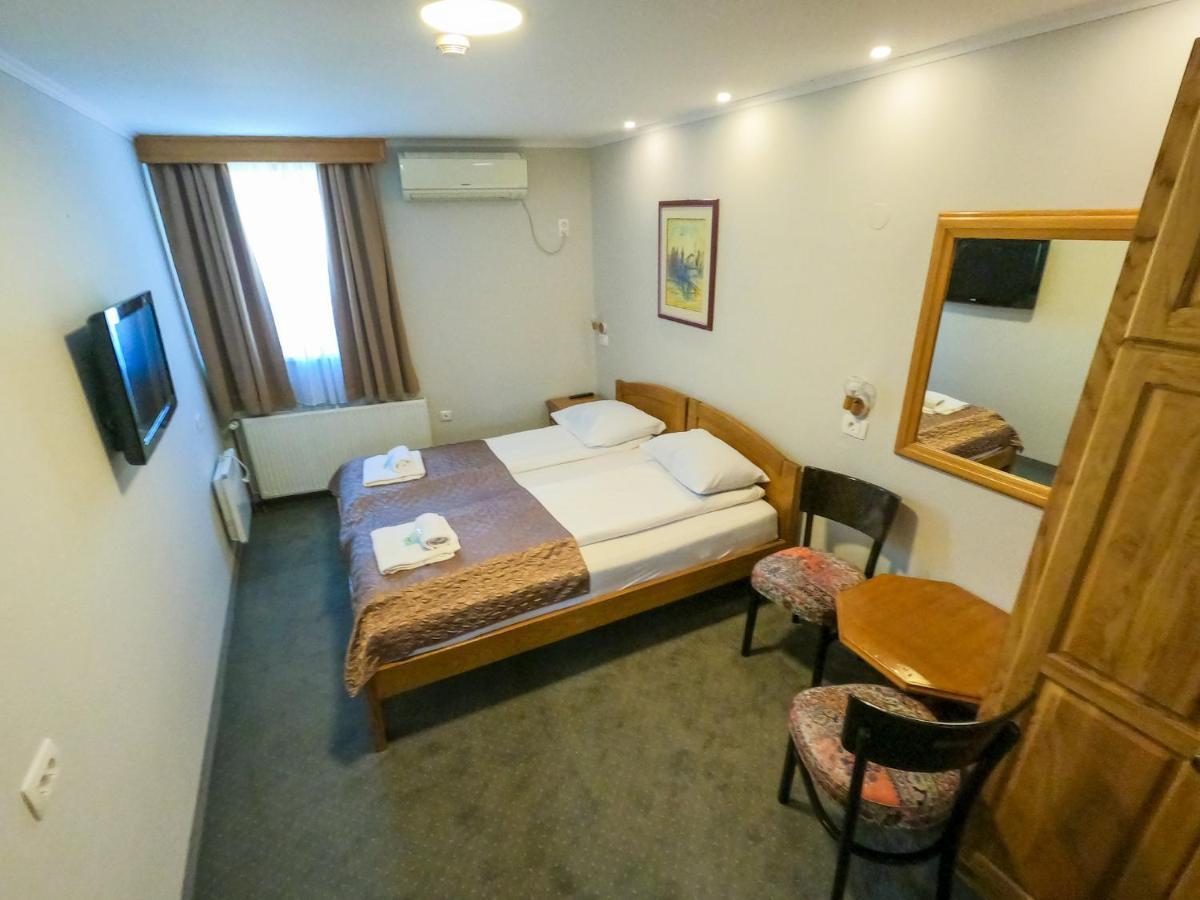 Pansion Stari Grad Hotel SJJ Eksteriør billede