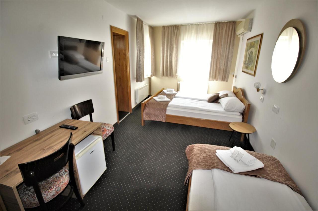 Pansion Stari Grad Hotel SJJ Eksteriør billede