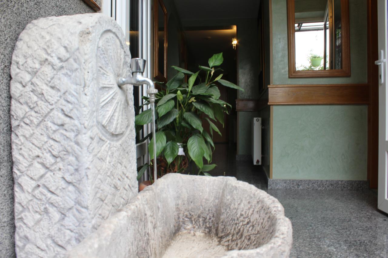 Pansion Stari Grad Hotel SJJ Eksteriør billede